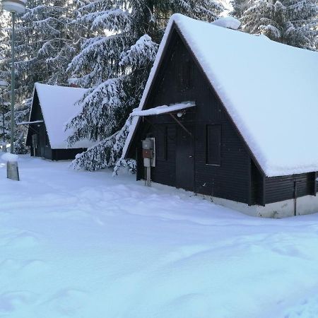 Bungalovy Pri Hoteli Spojar Žiar Exterior foto